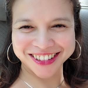 Meet your Posher, Sarah june